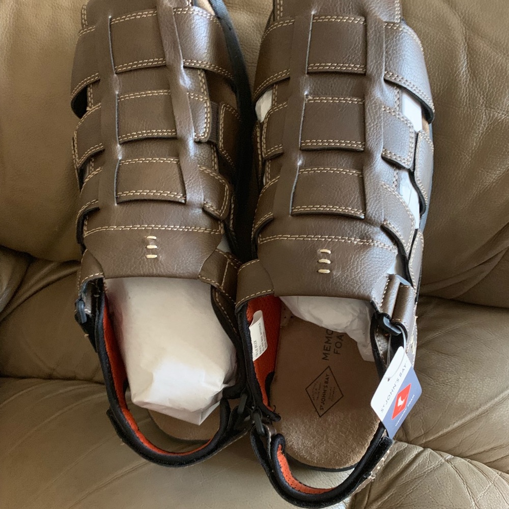 SANDALS